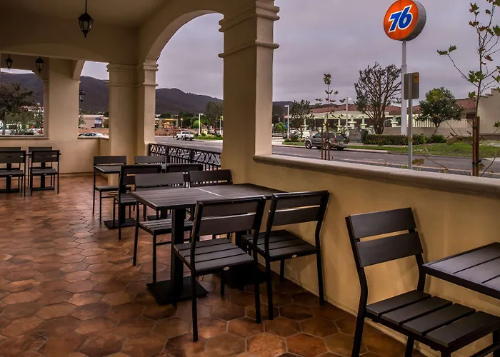 Best Western Plus Georgetown Inn & Suites